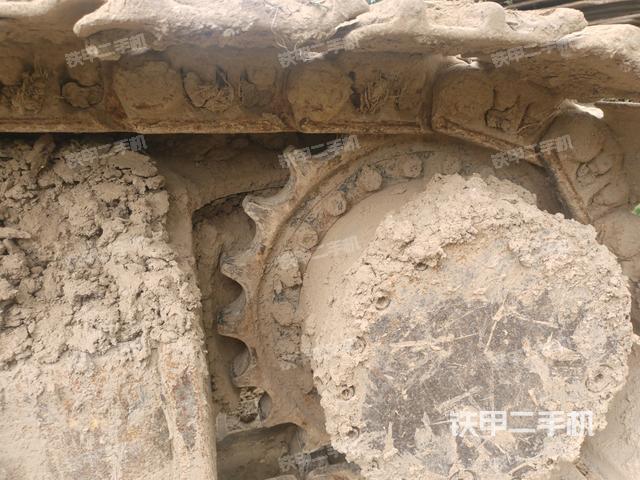右側(cè)行走馬達(dá)蓋板(行走機(jī)構(gòu)) 右側(cè)行走馬達(dá)蓋板(行走機(jī)構(gòu))