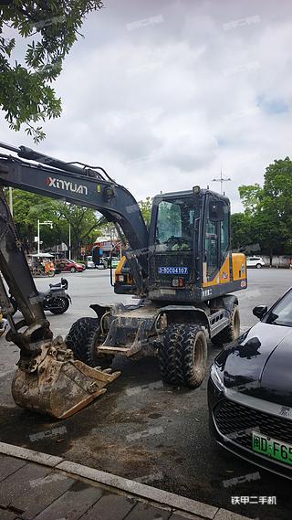 新源XY75W-9挖掘机实拍图片