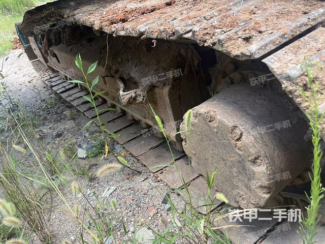 左側(cè)履帶整體?(行走機(jī)構(gòu)) 左側(cè)履帶整體?(行走機(jī)構(gòu))