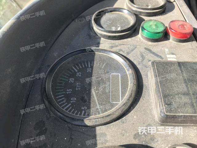 后玻璃角标(压路机驾驶室) 后玻璃角标(压路机驾驶室)