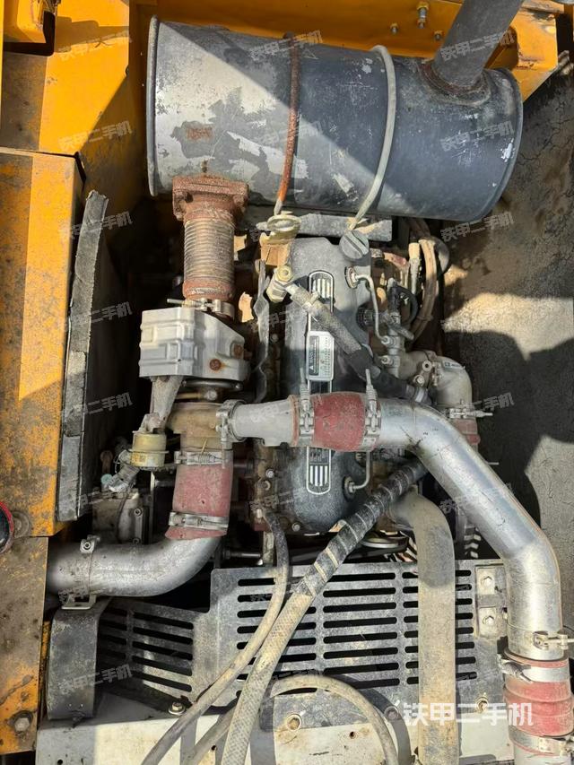 發(fā)動機(jī)整體俯視(整機(jī)外觀) 發(fā)動機(jī)整體俯視(整機(jī)外觀)