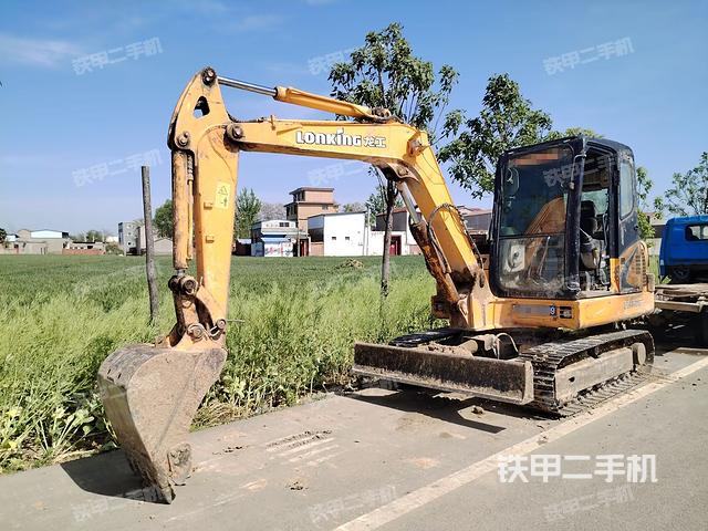 龍工LG6065挖掘機