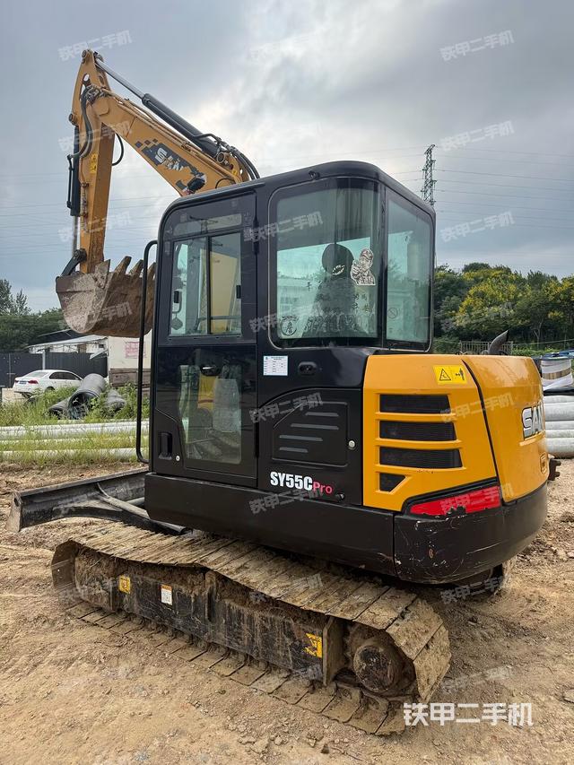 駕駛室整體（整機(jī)外觀）