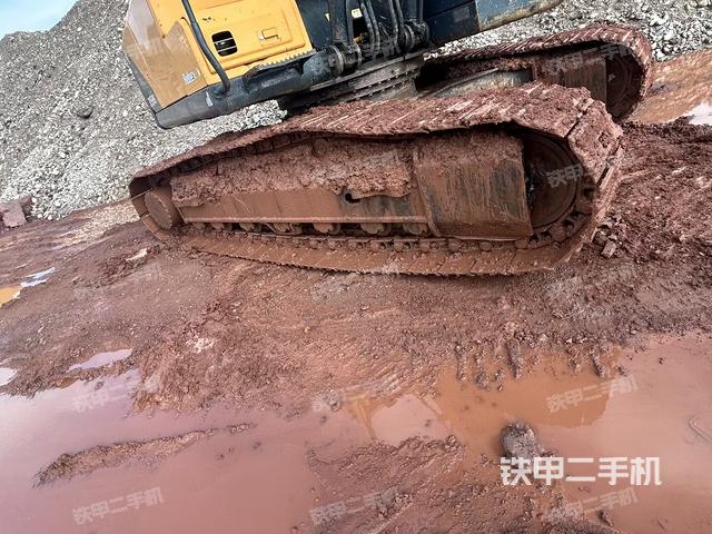 左托链轮和链筋(行走机构) 左托链轮和链筋(行走机构)