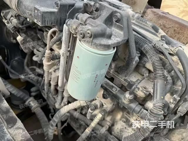 發(fā)動(dòng)機(jī)整體俯視(整機(jī)外觀) 發(fā)動(dòng)機(jī)整體俯視(整機(jī)外觀)