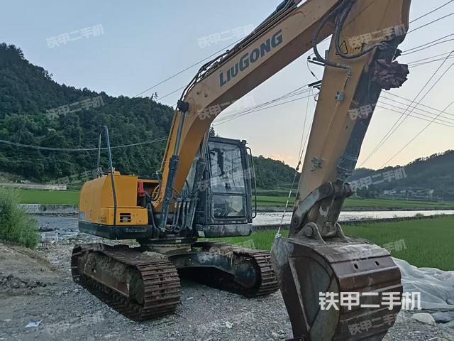 柳工CLG913E挖掘机