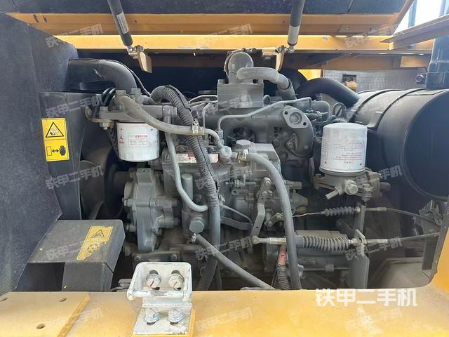 發(fā)動機整體俯視（整機外觀）