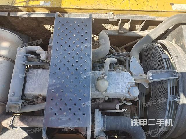 发动机整体俯视(整机外观) 发动机整体俯视(整机外观)