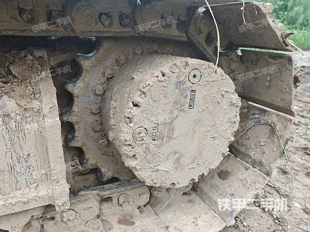 單側履帶整體(整機外觀) 單側履帶整體(整機外觀)