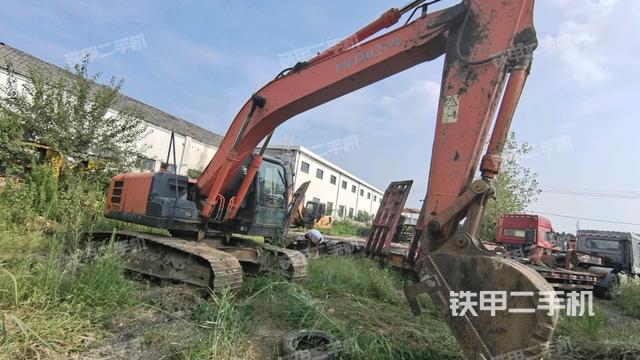 右前45(整機(jī)外觀) 右前45(整機(jī)外觀)