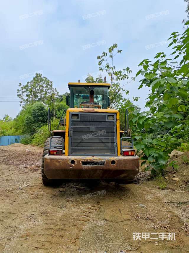 整機(jī)右后45°(整機(jī)外觀及大件) 整機(jī)右后45°(整機(jī)外觀及大件)
