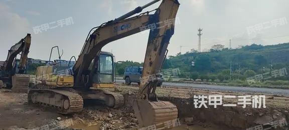 徐工XE215HB挖掘機(jī)