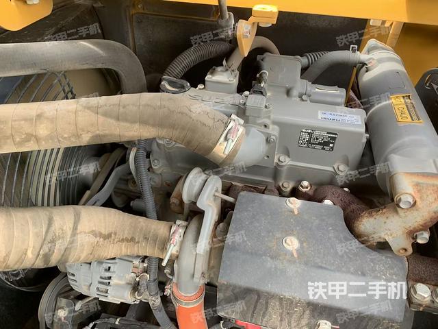 發(fā)動(dòng)機(jī)整體俯視(整機(jī)外觀) 發(fā)動(dòng)機(jī)整體俯視(整機(jī)外觀)