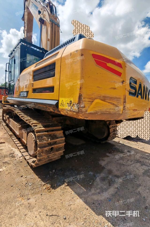 整机右后45°(整机外观) 整机右后45°(整机外观)