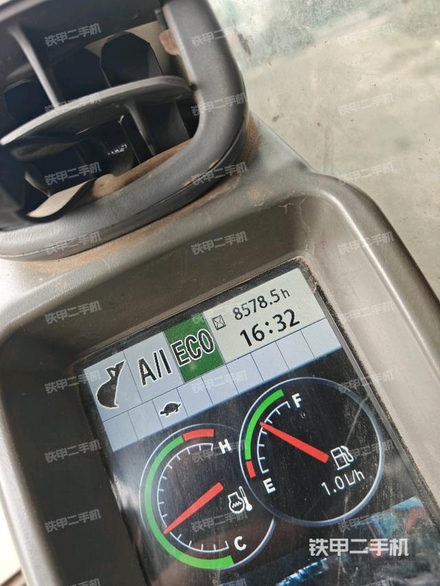 小時(shí)表(駕駛室部分) 小時(shí)表(駕駛室部分)