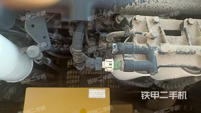 發(fā)動機整體俯視(整機外觀) 發(fā)動機整體俯視(整機外觀)