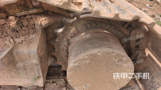 右驅(qū)動輪(行走機構(gòu)) 右驅(qū)動輪(行走機構(gòu))