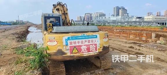 整机右后45°(整机外观) 整机右后45°(整机外观)