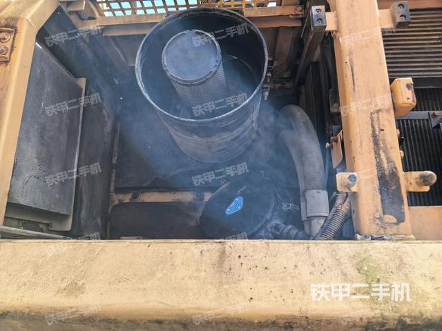 液壓泵斜45?左(大件艙室) 液壓泵斜45?左(大件艙室)