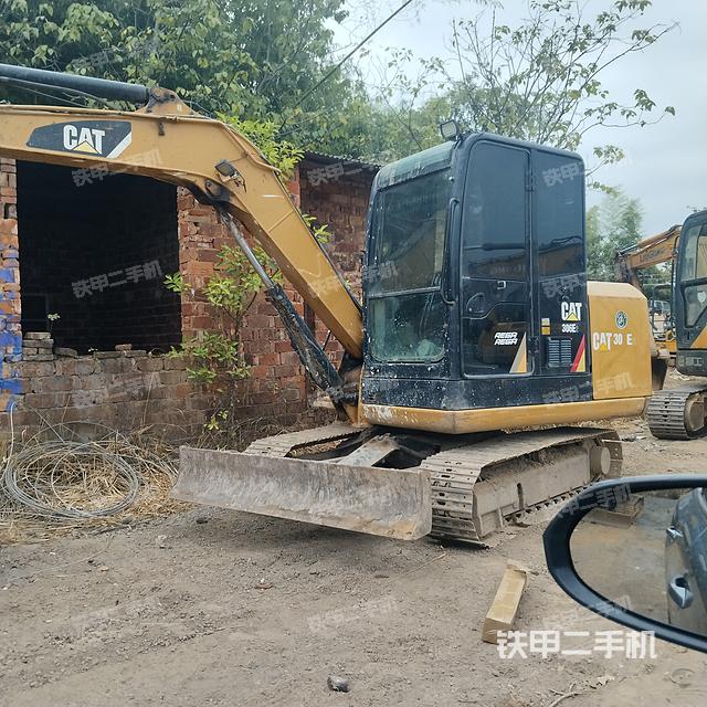 卡特彼勒306E2小型液压挖掘机