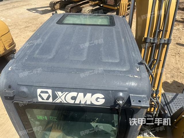 驾驶室顶部(整机外观) 驾驶室顶部(整机外观)