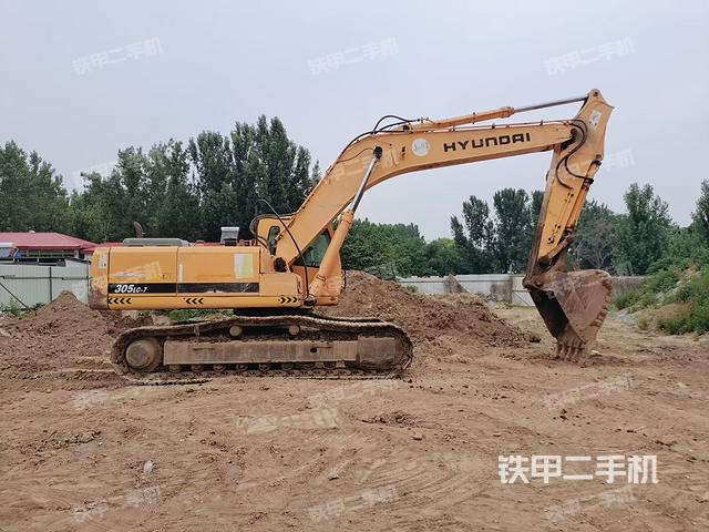 整机右后45°(整机外观) 整机右后45°(整机外观)