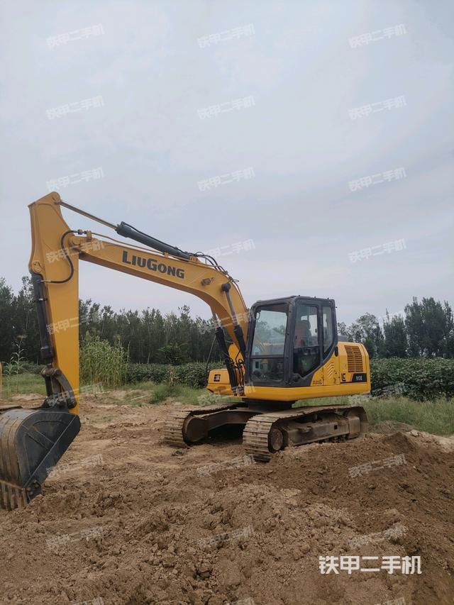 柳工CLG913E挖掘机