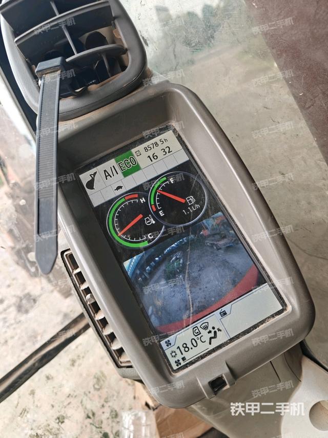 顯示屏?(駕駛室部分) 顯示屏?(駕駛室部分)