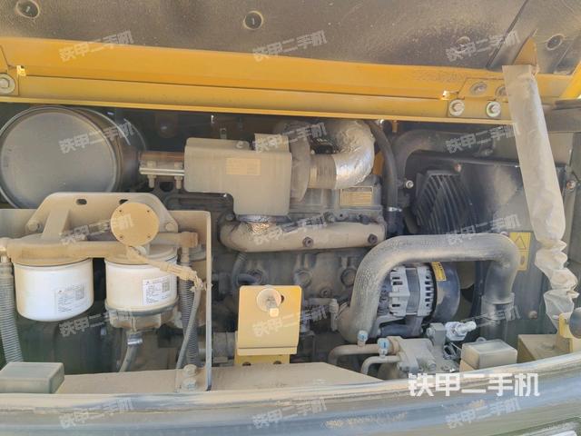 发动机整体俯视(整机外观) 发动机整体俯视(整机外观)