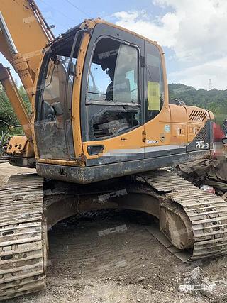 达州現代R215-9挖掘機实拍圖片