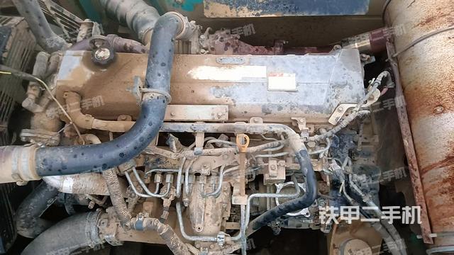 发动机整体俯视(整机外观) 发动机整体俯视(整机外观)