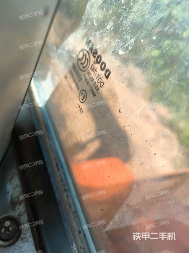 頂棚整體(駕駛室部分) 頂棚整體(駕駛室部分)