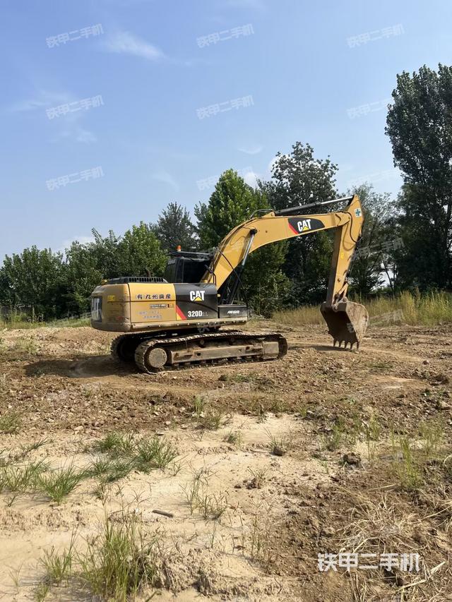 整机右后45°(整机外观) 整机右后45°(整机外观)