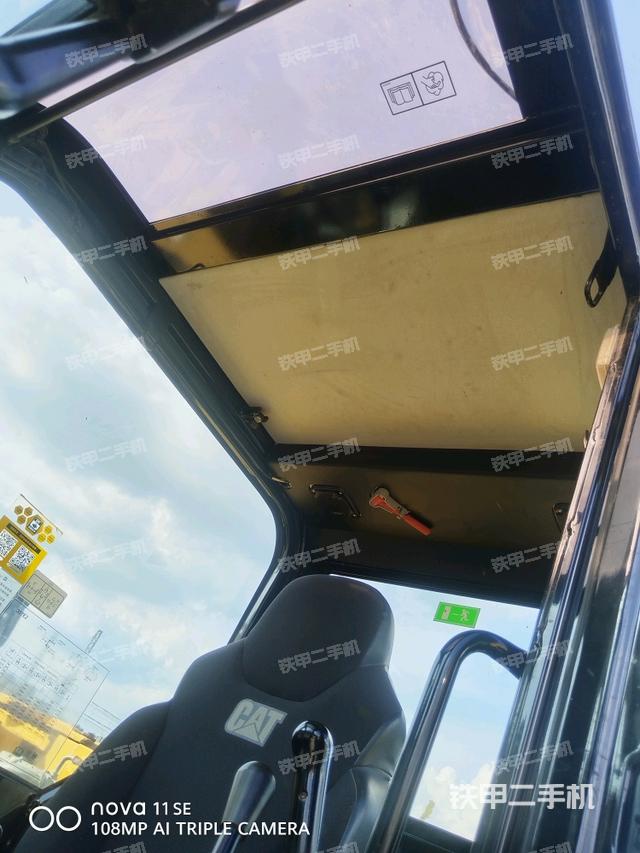 頂棚整體（駕駛室部分）