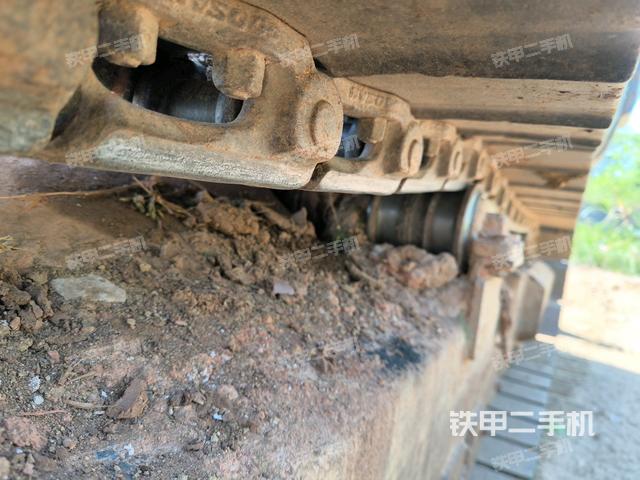 左側(cè)行走馬達蓋板(行走機構(gòu)) 左側(cè)行走馬達蓋板(行走機構(gòu))