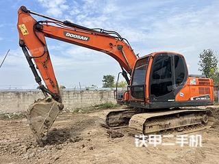 斗山DX150LC-9C挖掘机实拍图片