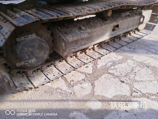 右側(cè)履帶整體?（行走機(jī)構(gòu)）