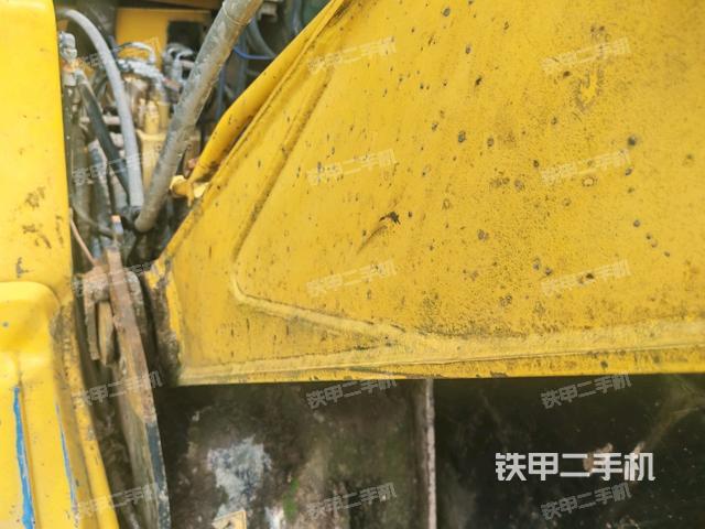 大臂整體?右側(cè)(工作和回轉(zhuǎn)裝置) 大臂整體?右側(cè)(工作和回轉(zhuǎn)裝置)