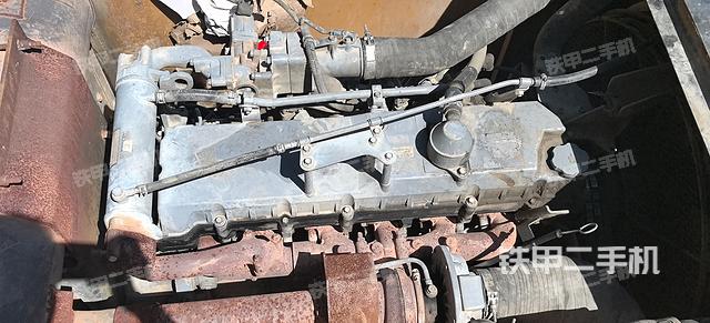 發(fā)動機(jī)整體俯視(整機(jī)外觀) 發(fā)動機(jī)整體俯視(整機(jī)外觀)