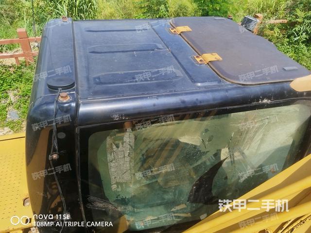 駕駛室頂部俯視(上車部件) 駕駛室頂部俯視(上車部件)