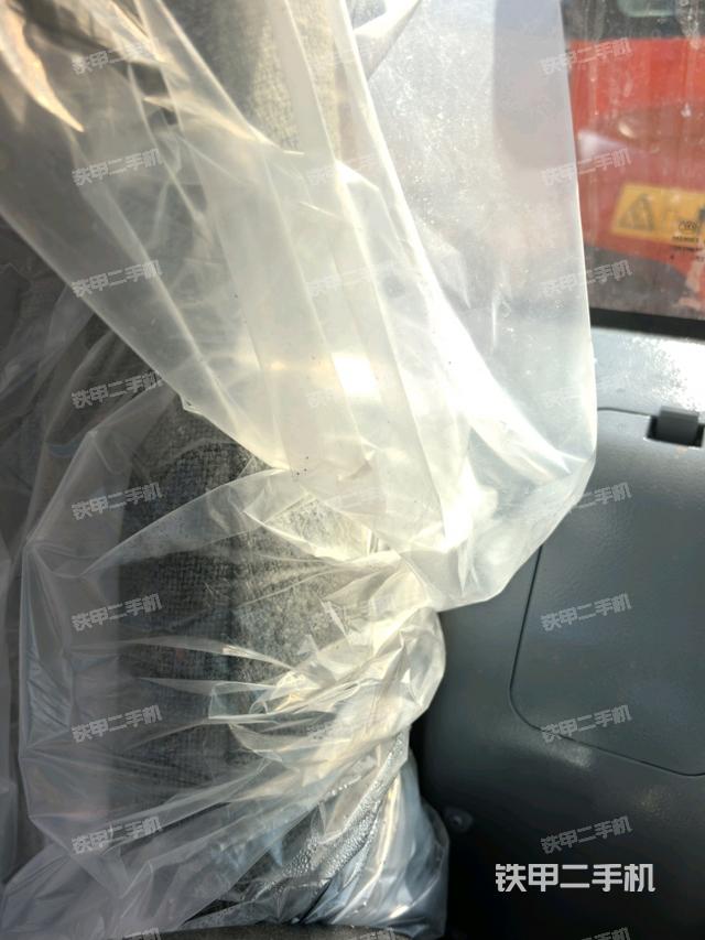后窗玻璃角標(biāo)(駕駛室部分) 后窗玻璃角標(biāo)(駕駛室部分)