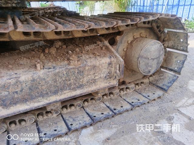 左導(dǎo)向輪（行走機(jī)構(gòu)）