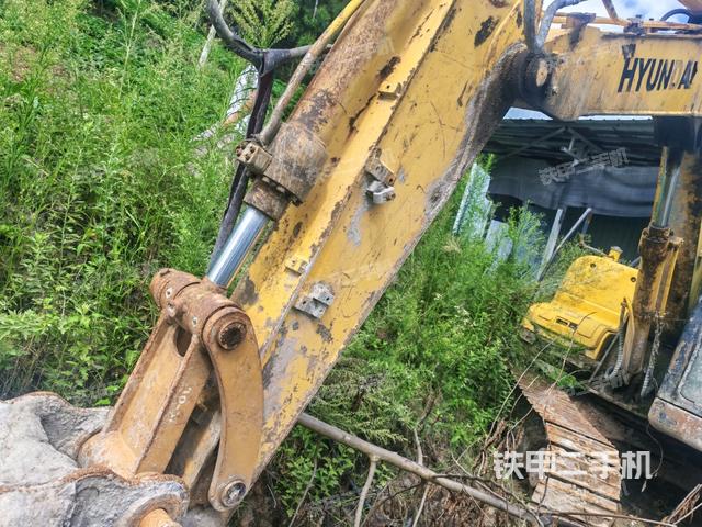 鏟斗45度(工作和回轉(zhuǎn)裝置) 鏟斗45度(工作和回轉(zhuǎn)裝置)