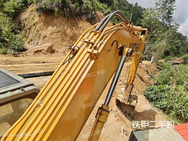 駕駛室頂部（整機(jī)外觀）