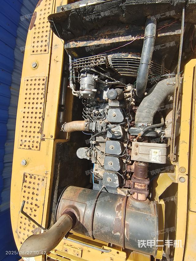 發(fā)動(dòng)機(jī)整體俯視（整機(jī)外觀）