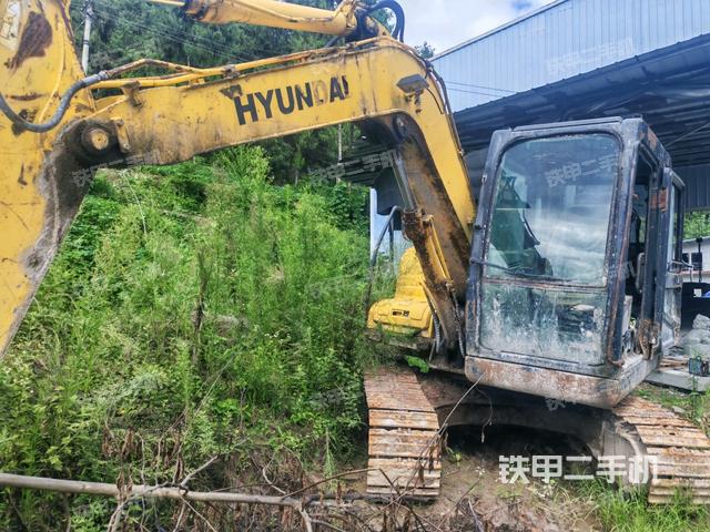 现代R80-7挖掘机