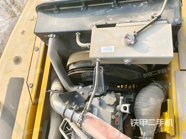 水箱+风扇特写(上车部件) 水箱+风扇特写(上车部件)