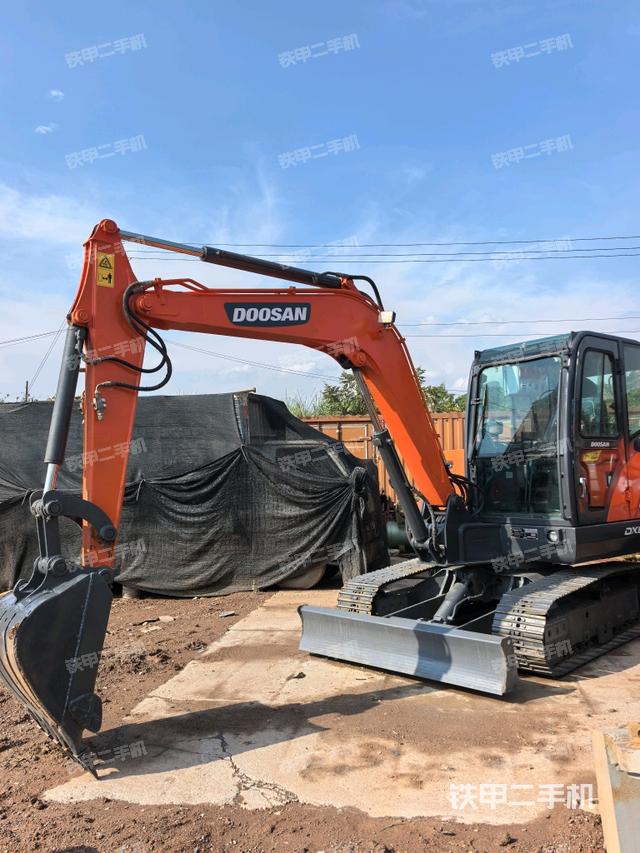斗山DX60E-9CN挖掘机