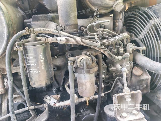 發(fā)動(dòng)機(jī)室(上車(chē)部件) 發(fā)動(dòng)機(jī)室(上車(chē)部件)