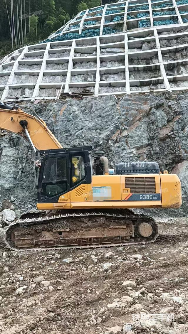 柳工CLG939EHD挖掘机